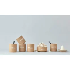 Becher|Cafécore<Design Letters Becher 8 cm Favourite Dänische Worte Hygge beige