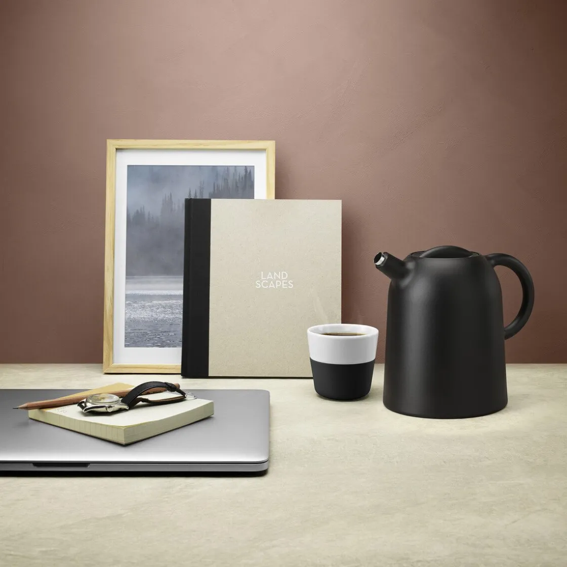 Thermoskannen|Halloween<Eva Solo Isolierkanne 1,0 l Thimble schwarz