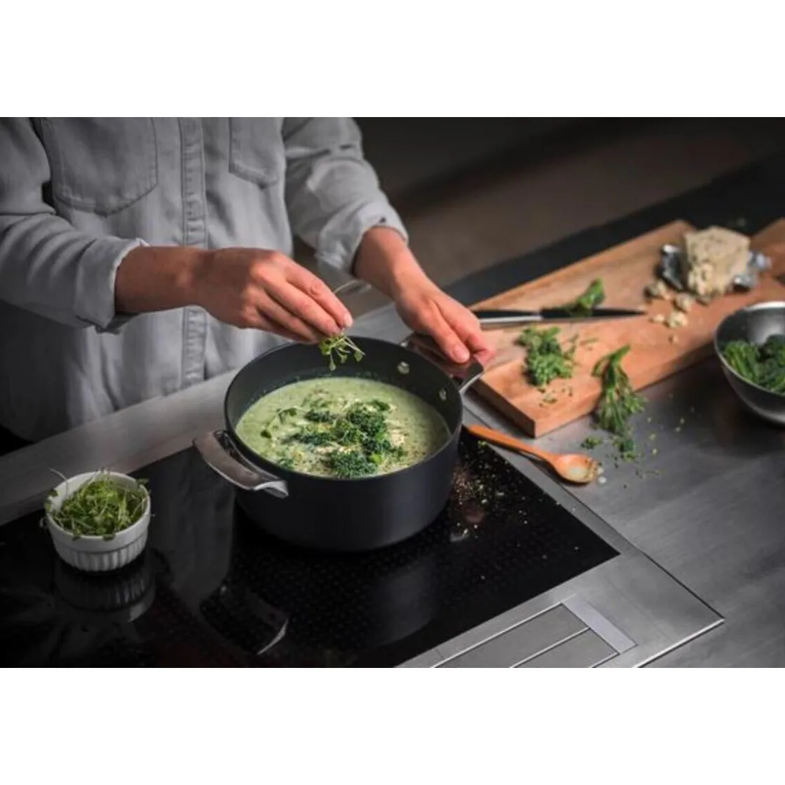 Töpfe|Kochwelt Entdecken<Fiskars Kasserolle mit Deckel 3,5 l Rotisser schwarz