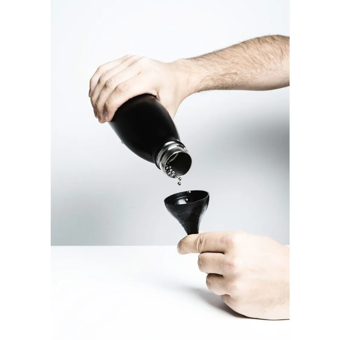 Trinkflaschen<FLSK Reinigungsperlen 200 Stück schwarz