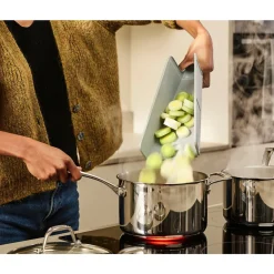 Schneidebretter Aus Kunststoff|Messer & Co. Entdecken<Joseph Joseph Schneidebrett faltbar blassblau Chop2Pot Plus