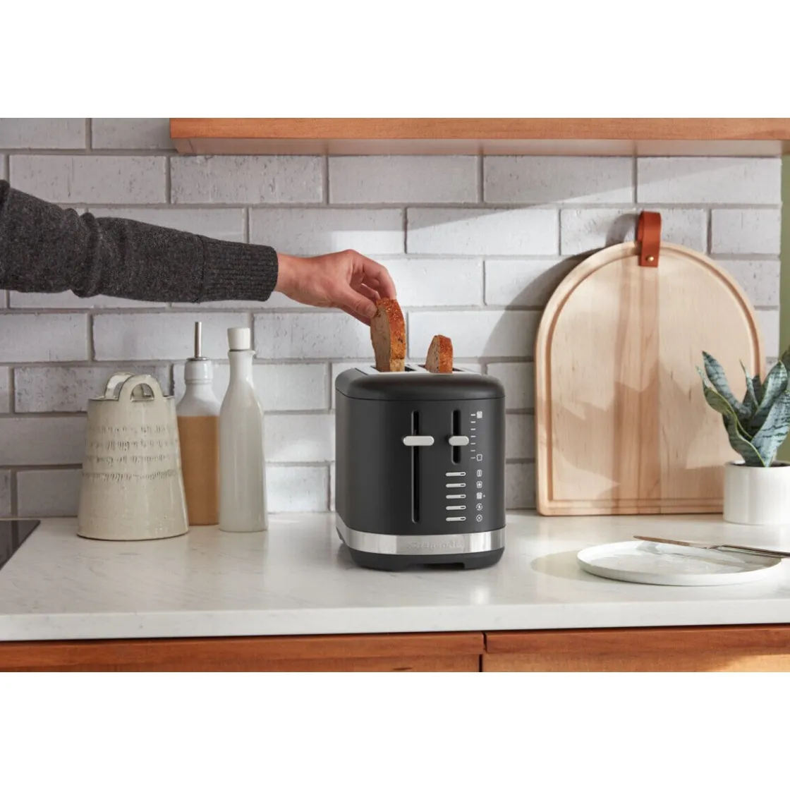Toaster<KitchenAid 2-Scheiben-Toaster 31 cm 980 W Matt Schwarz