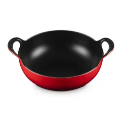 Le Creuset Balti Dish 24 cm Classic Collection Kirschrot