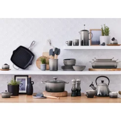 Le Creuset Bräter mit Deckel 26 cm Signature flint