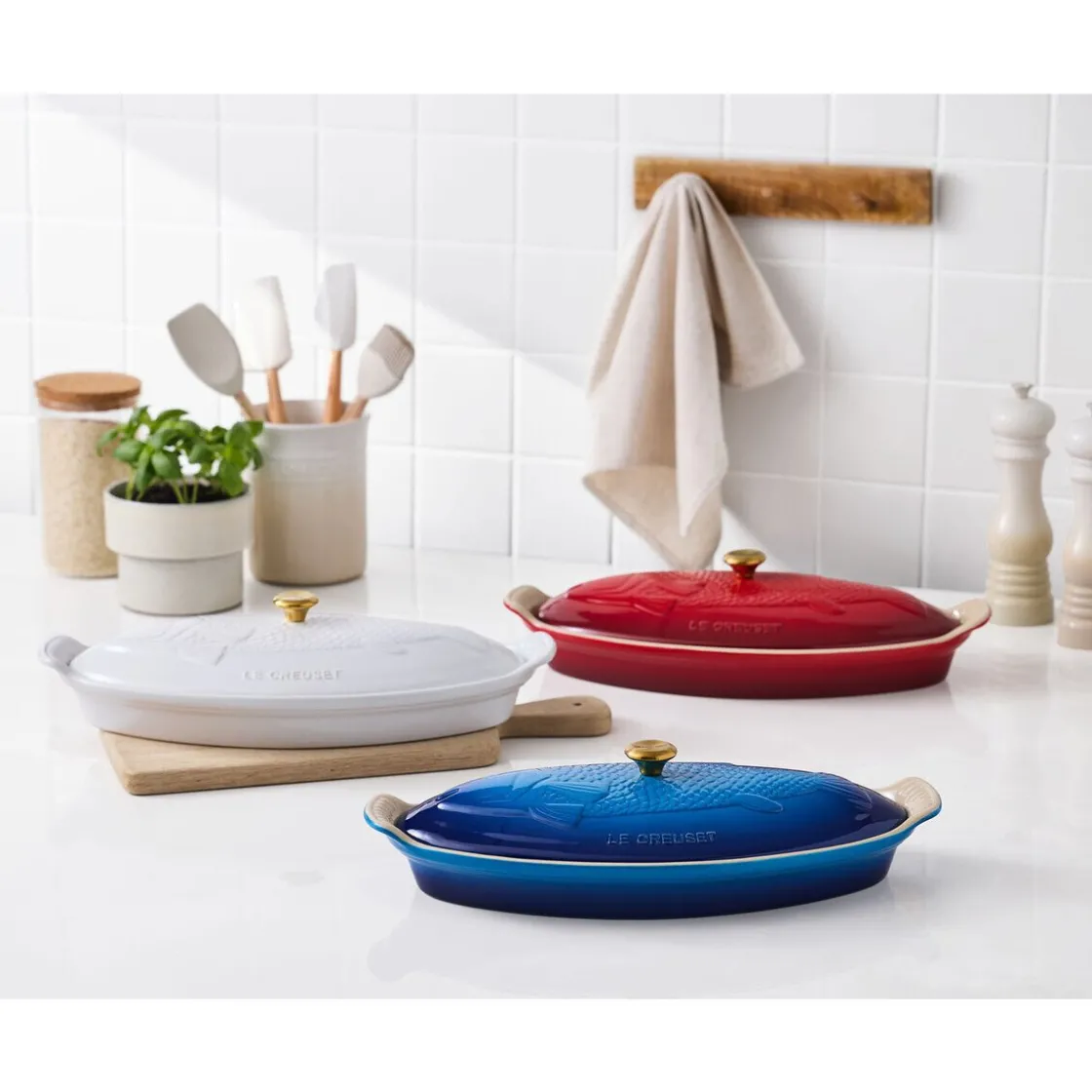 Le Creuset Fischbackform mit Deckel 34 cm Tradition Kirschrot