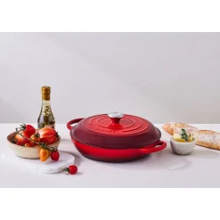 Le Creuset Gourmet Profi-Topf mit Deckel 30 cm Signature Kirschrot