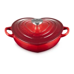 Bräter<Le Creuset Gourmet-Profitopf Herz mit Deckel 20 cm Heart Collection Kirschrot