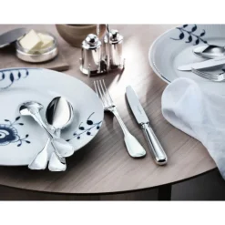 Robbe & Berking Butter u. Käsemesser mit Stahlklinge Alt Faden 150 g versilbert