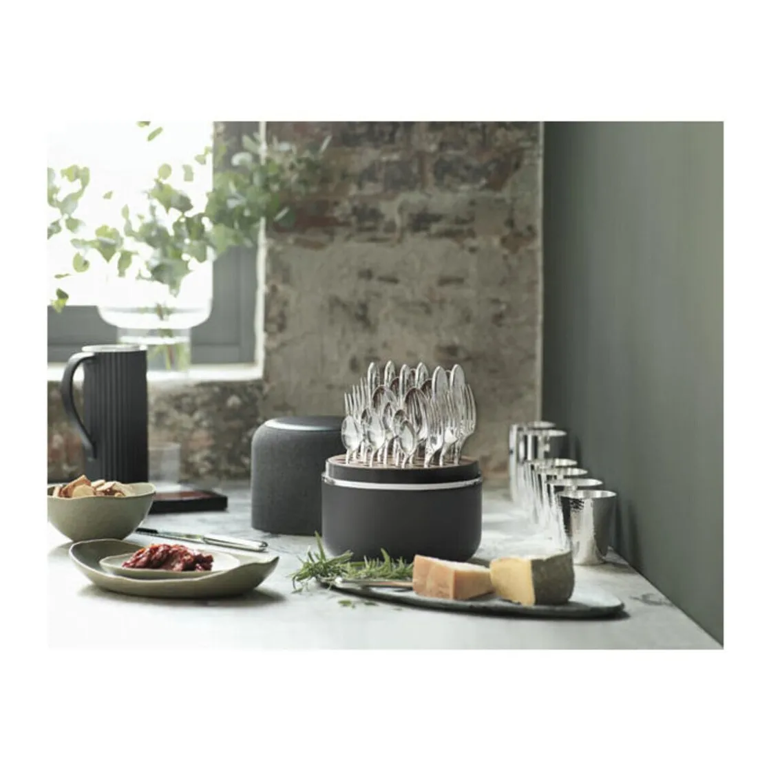 Robbe & Berking The Box - Belvedere 150 g versilbert inkl. 24-tlg Besteckset