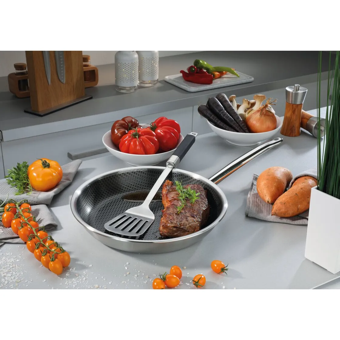 Kochwelt Entdecken|Pfannen<Spring Bratpfanne 24 cm Vulcano Cut Resist Pure