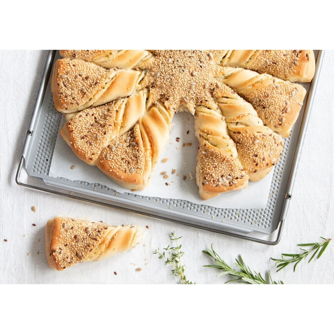 Kochwelt Entdecken|Brotbacken<Städter Herdbackblech 40 x 35 cm mit Lochung