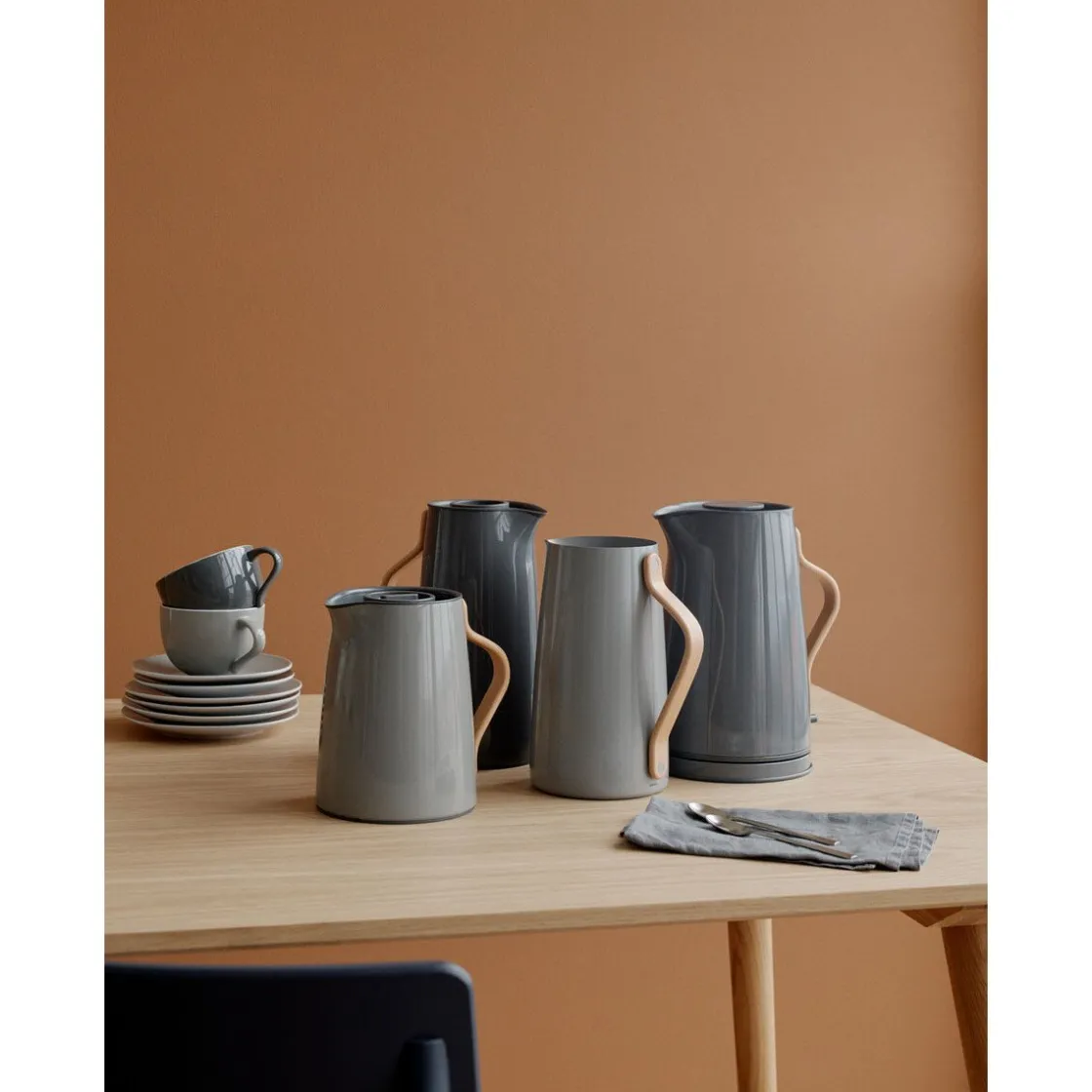 Stelton Isolierkanne 1,0 l Emma Tee hellgrau