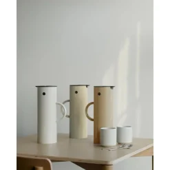 Stelton Isolierkanne 1,0 l EM77 Warm Sand