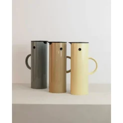 Stelton Isolierkanne 1,0 l EM77 Warm Sand