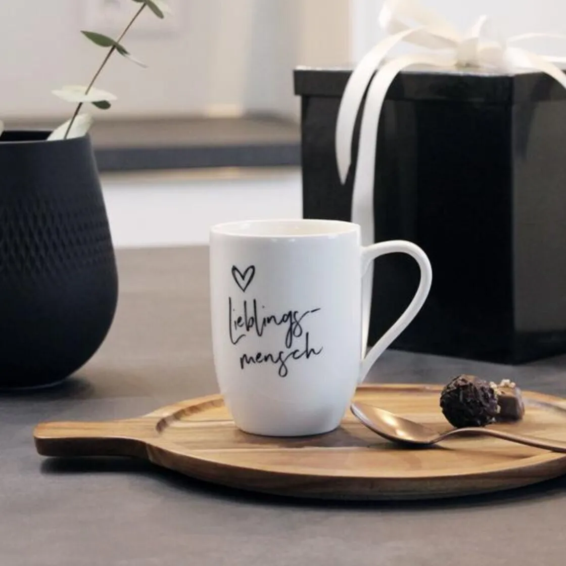 Becher<Villeroy & Boch Henkelbecher 0,29 l Statement Lieblingsmensch