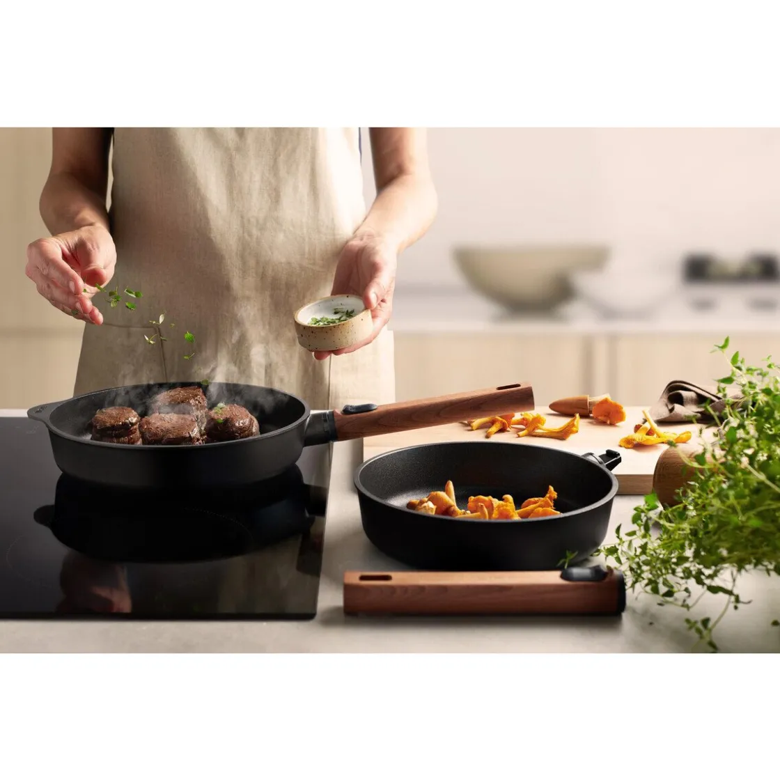 Pfannen|Kochwelt Entdecken<Woll Guss-Flachpfanne 20 cm Eco Logic QXR schwarz